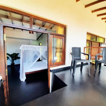 Sunstyle Mirissa Guest House Bagian luar foto