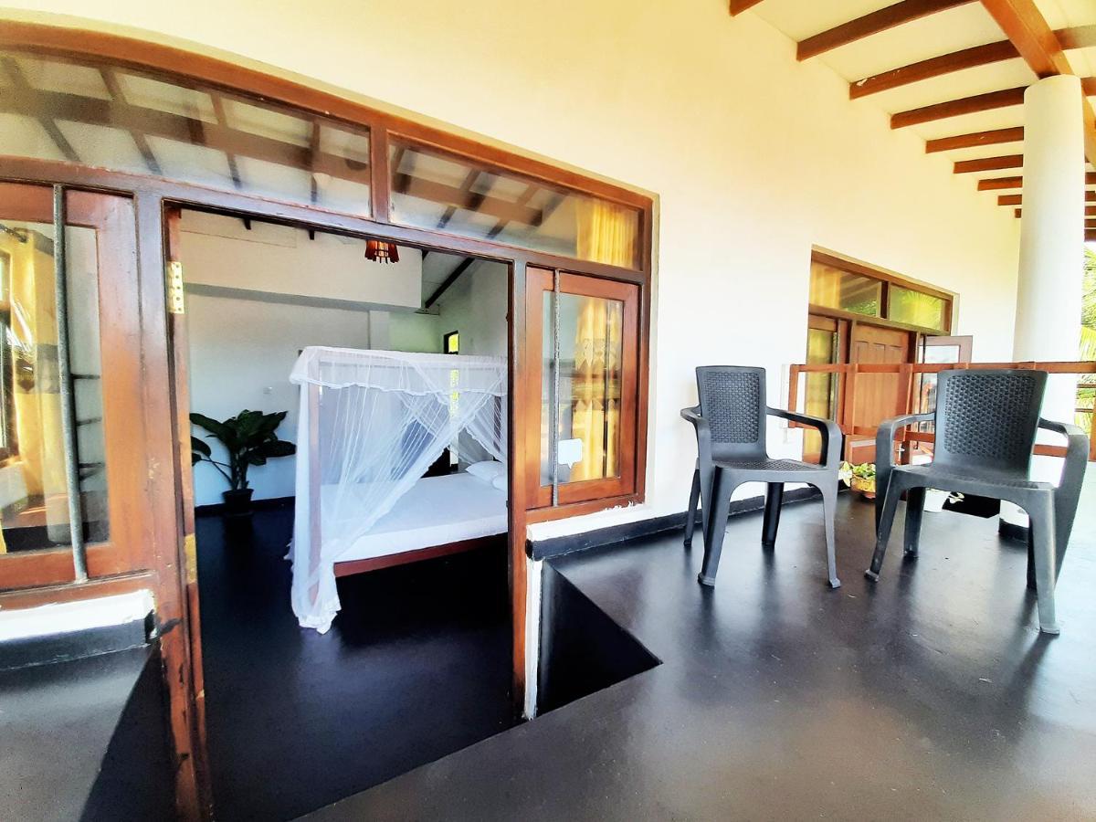 Sunstyle Mirissa Guest House Bagian luar foto