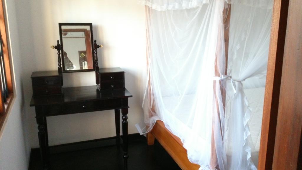 Sunstyle Mirissa Guest House Ruang foto