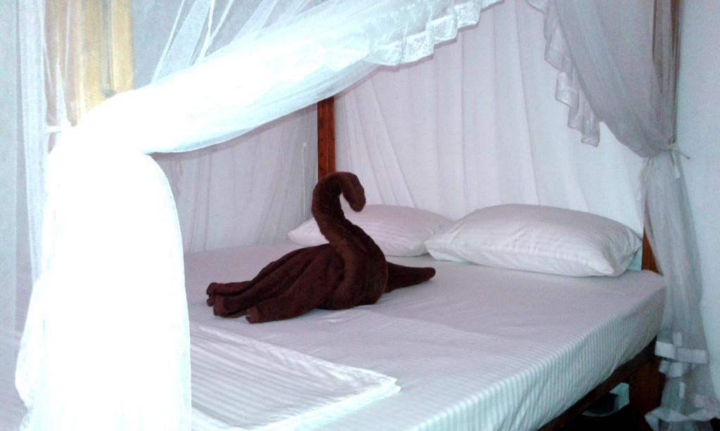 Sunstyle Mirissa Guest House Bagian luar foto