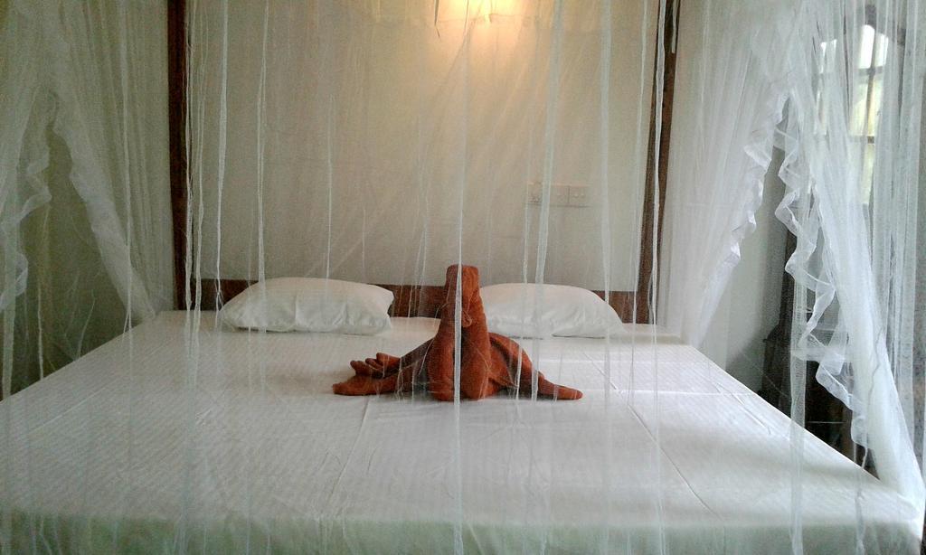 Sunstyle Mirissa Guest House Bagian luar foto
