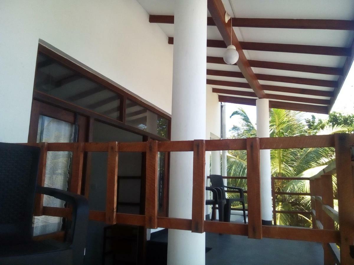 Sunstyle Mirissa Guest House Bagian luar foto